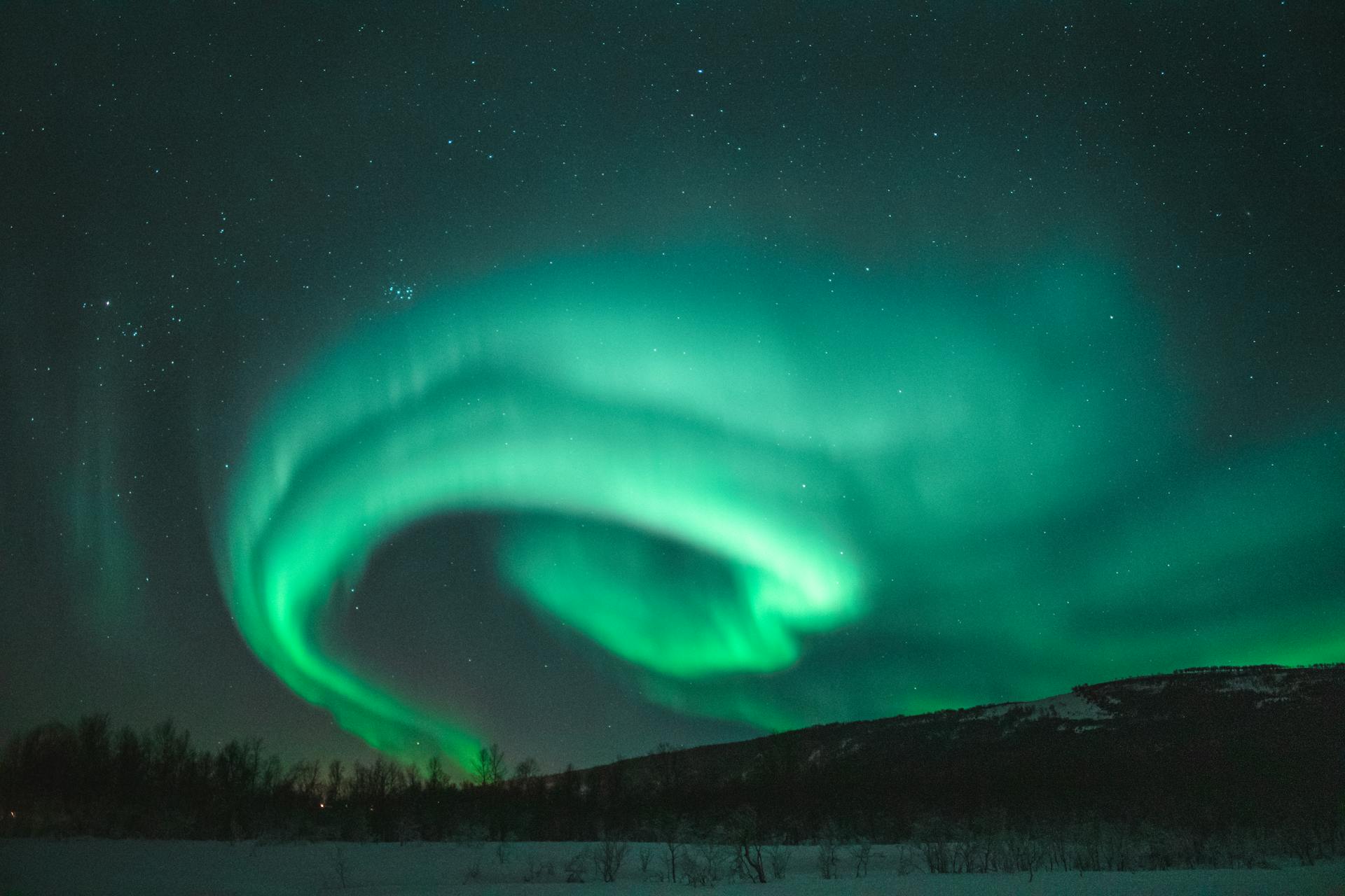 Northern lights over Zoo Bay, Saskatchewan